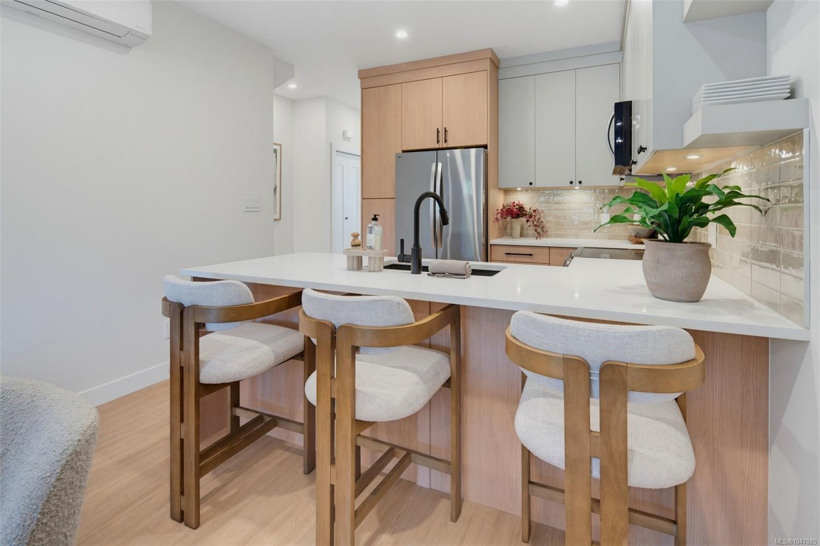 962 Siskin Ridge