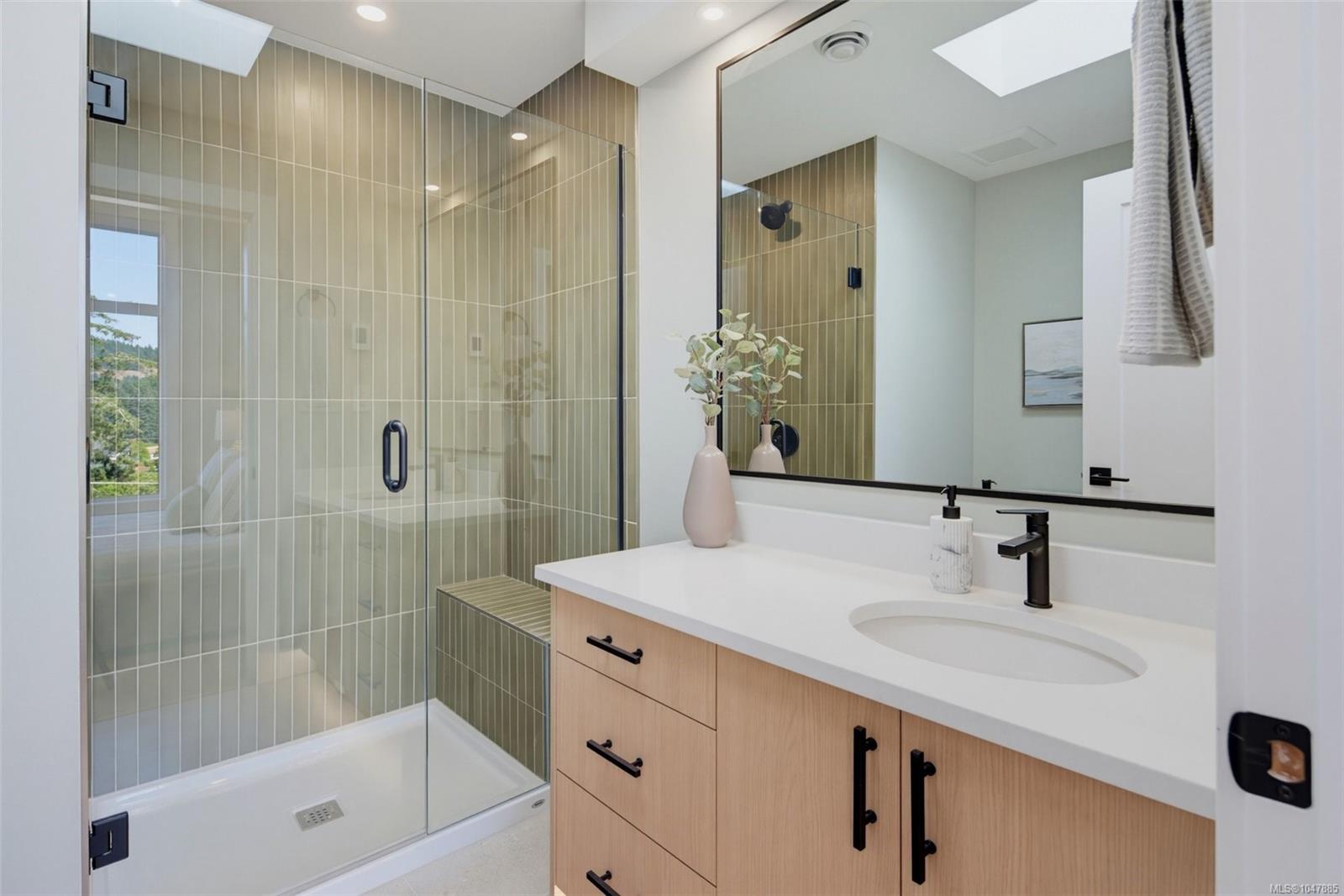 962 Siskin Ridge
