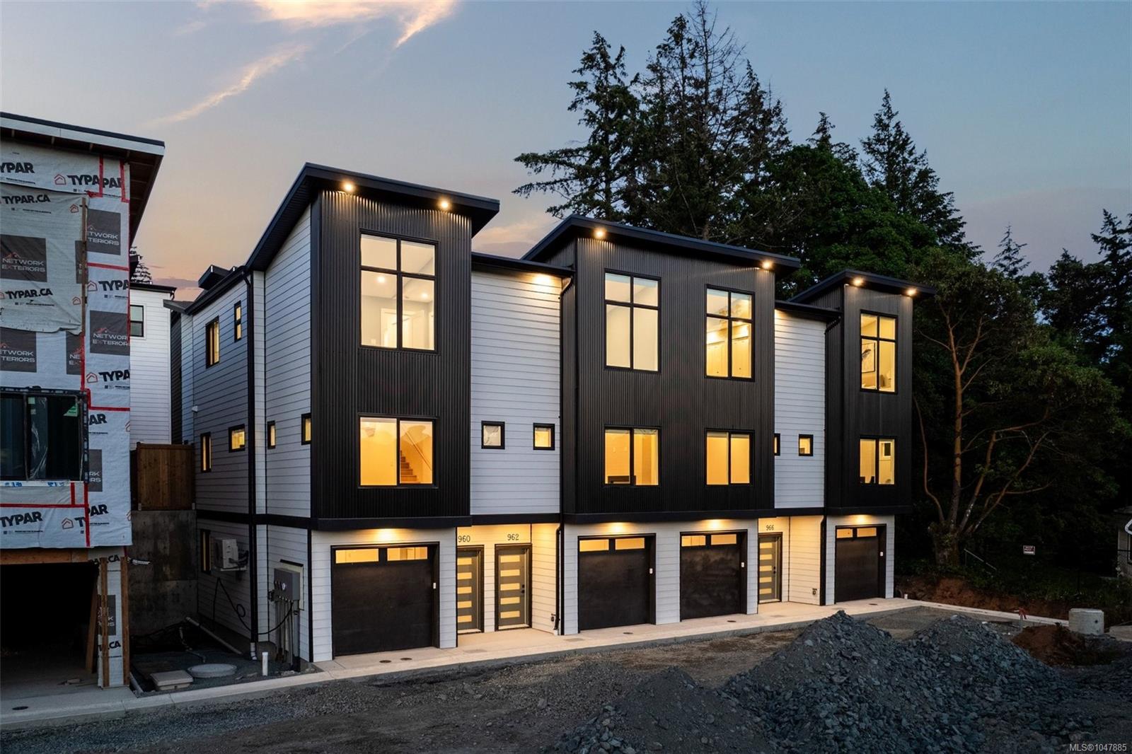 962 Siskin Ridge