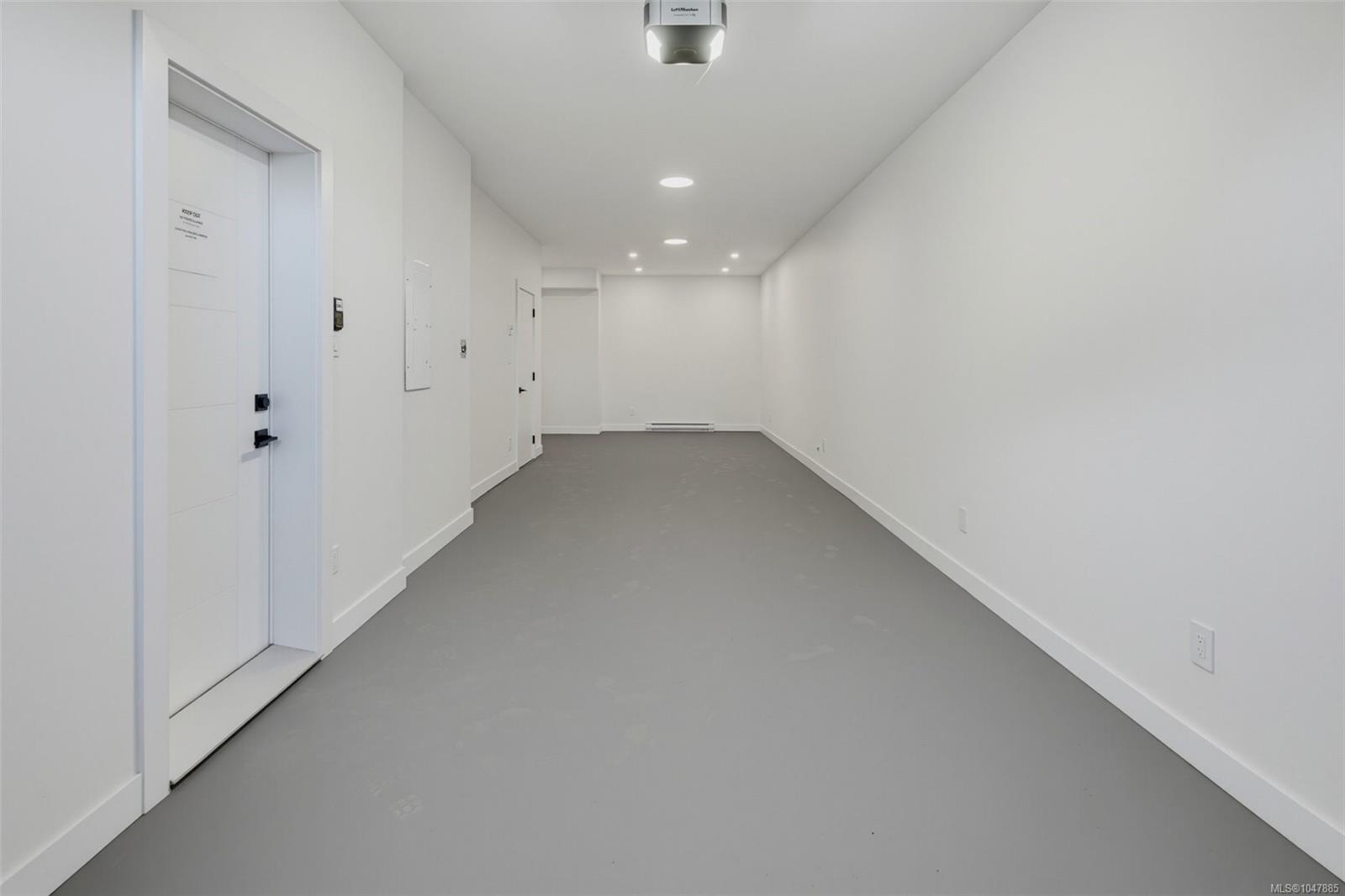962 Siskin Ridge