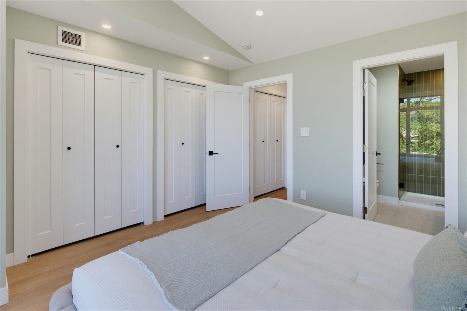962 Siskin Ridge