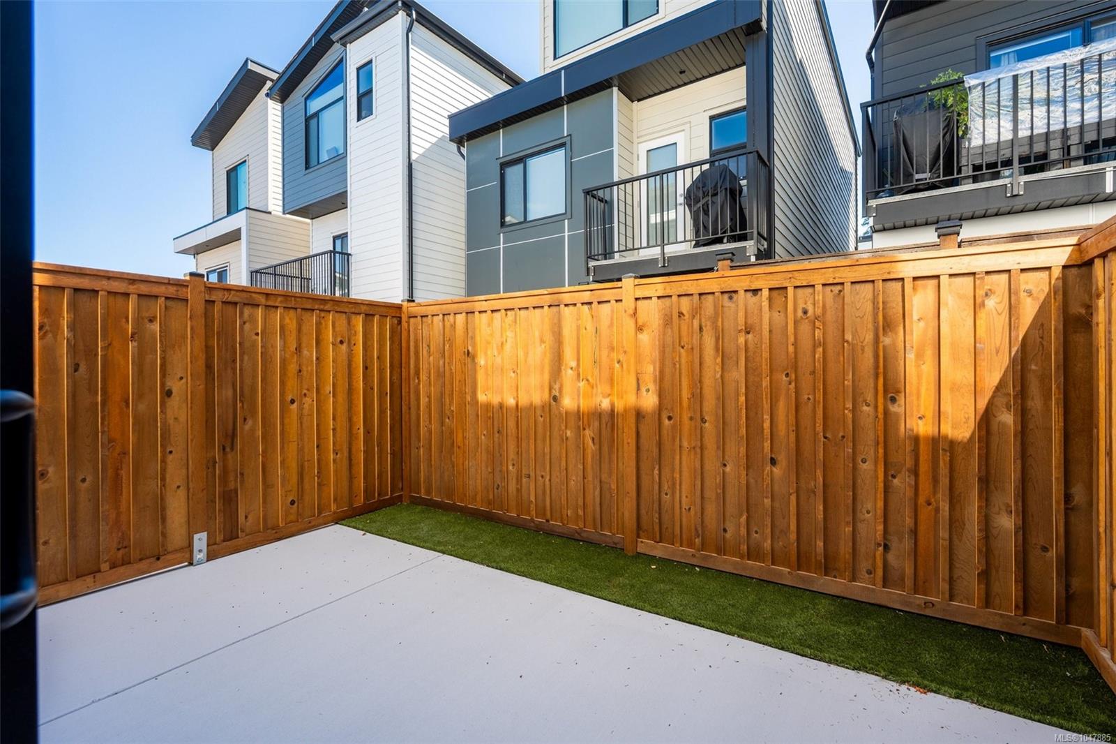 962 Siskin Ridge