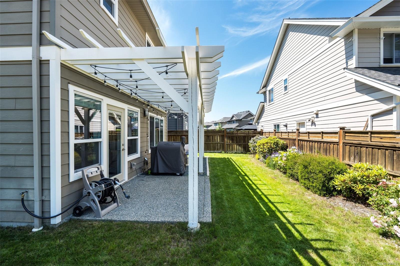 1102 Crispin Pl