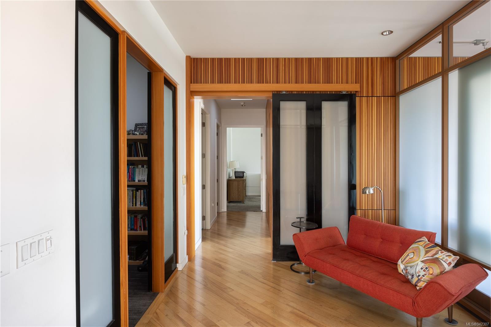 732 Broughton St Unit: 602