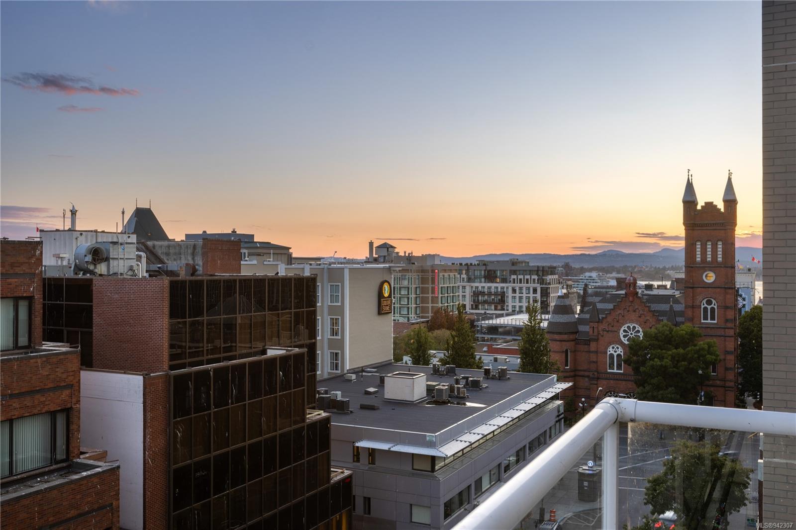 732 Broughton St Unit: 602