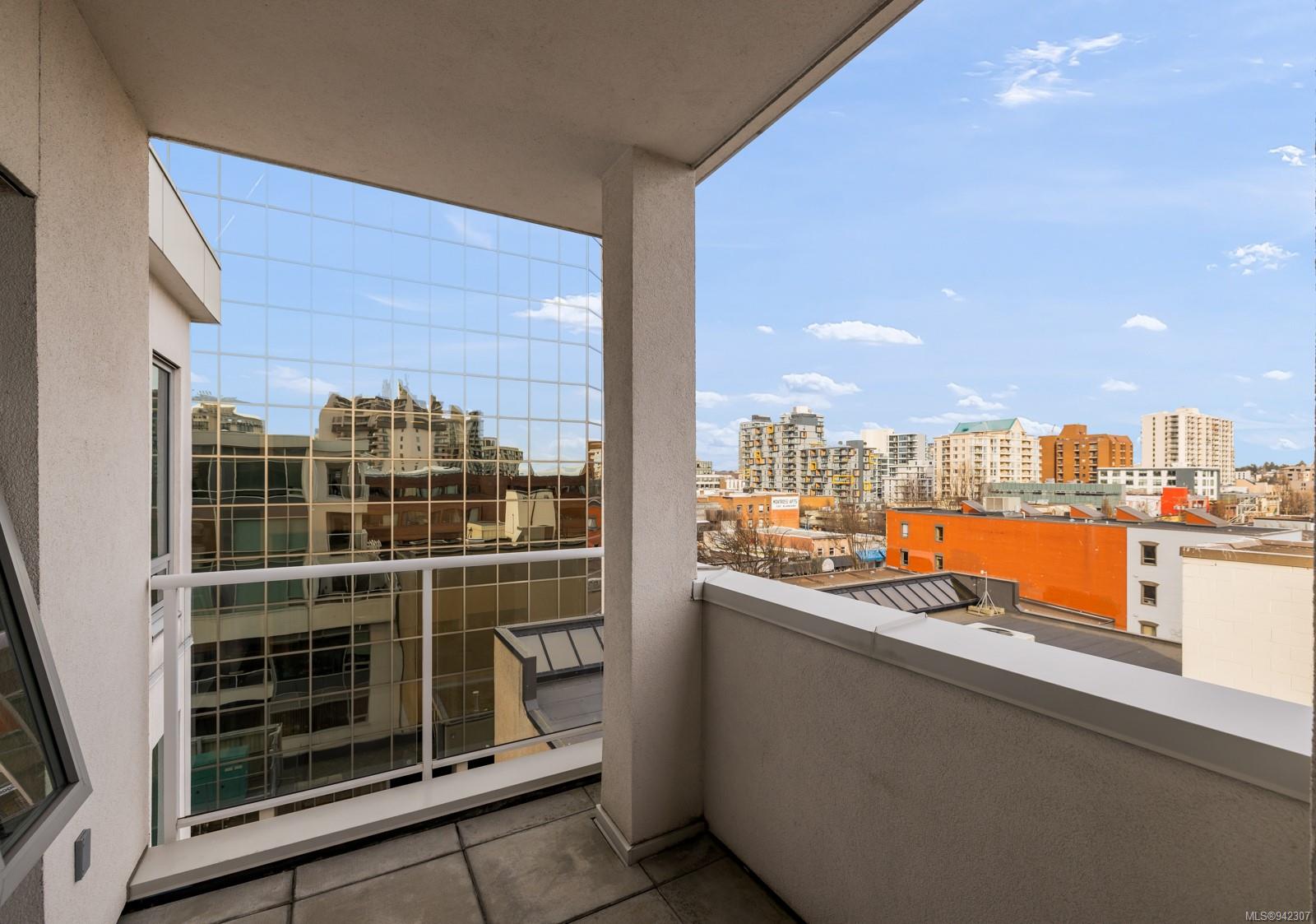 732 Broughton St Unit: 602