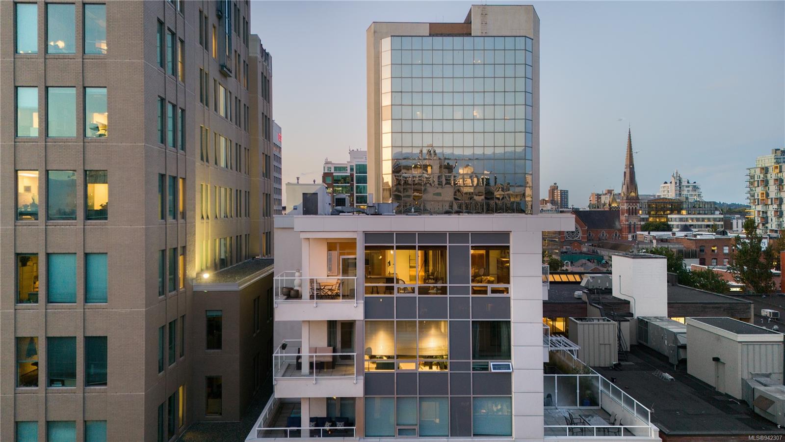 732 Broughton St Unit: 602