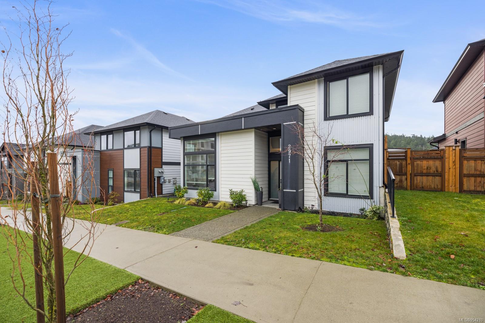 2971 Constellation Ave