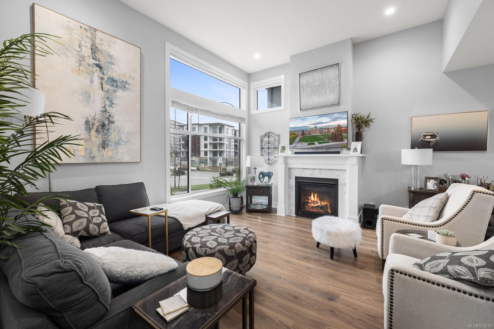 2971 Constellation Ave