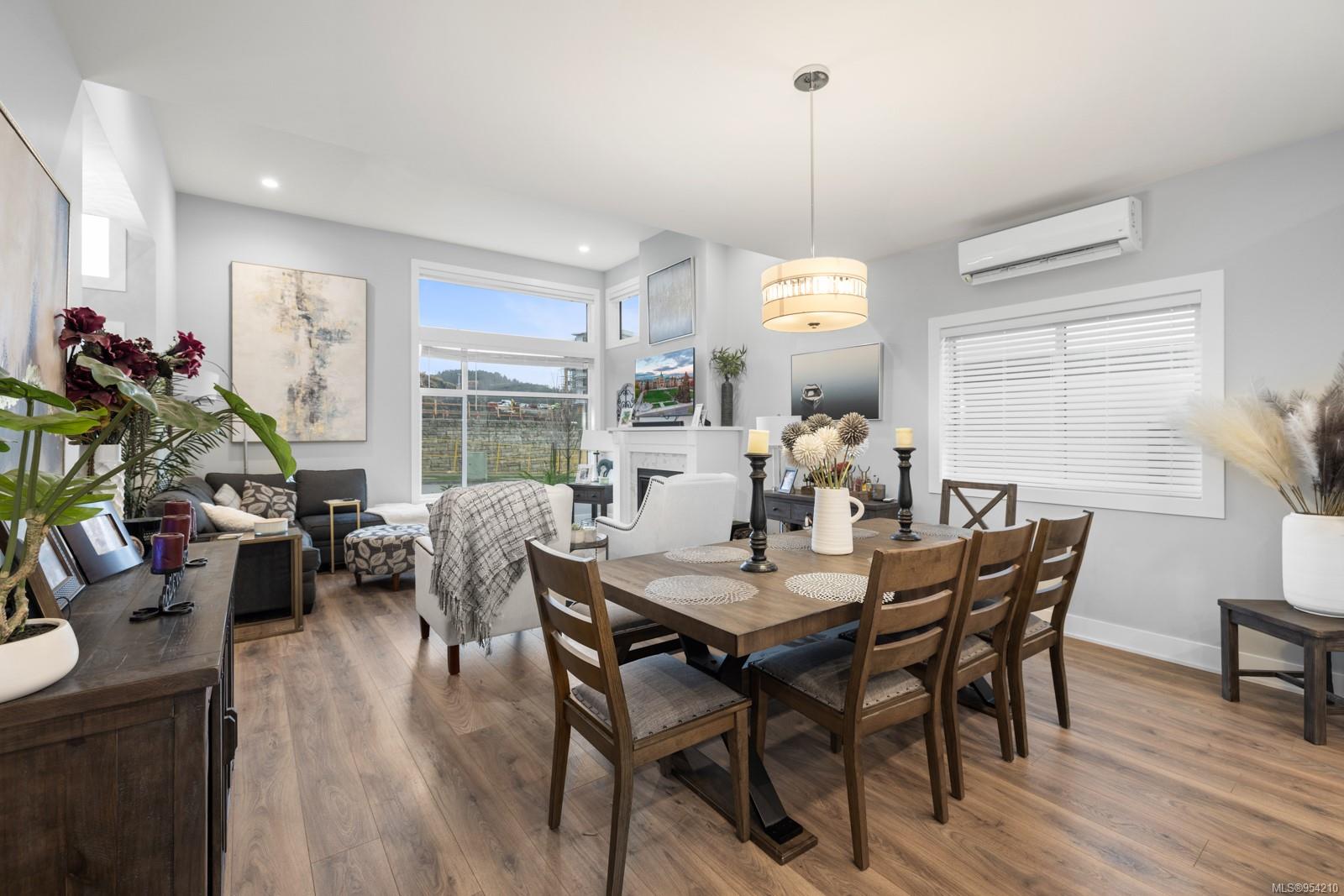 2971 Constellation Ave