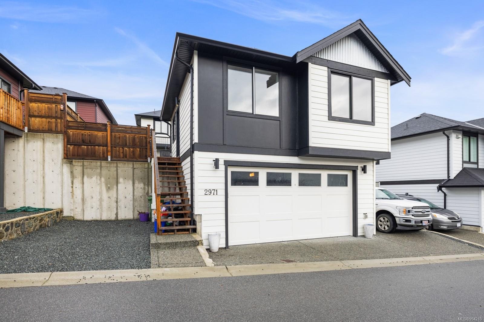 2971 Constellation Ave