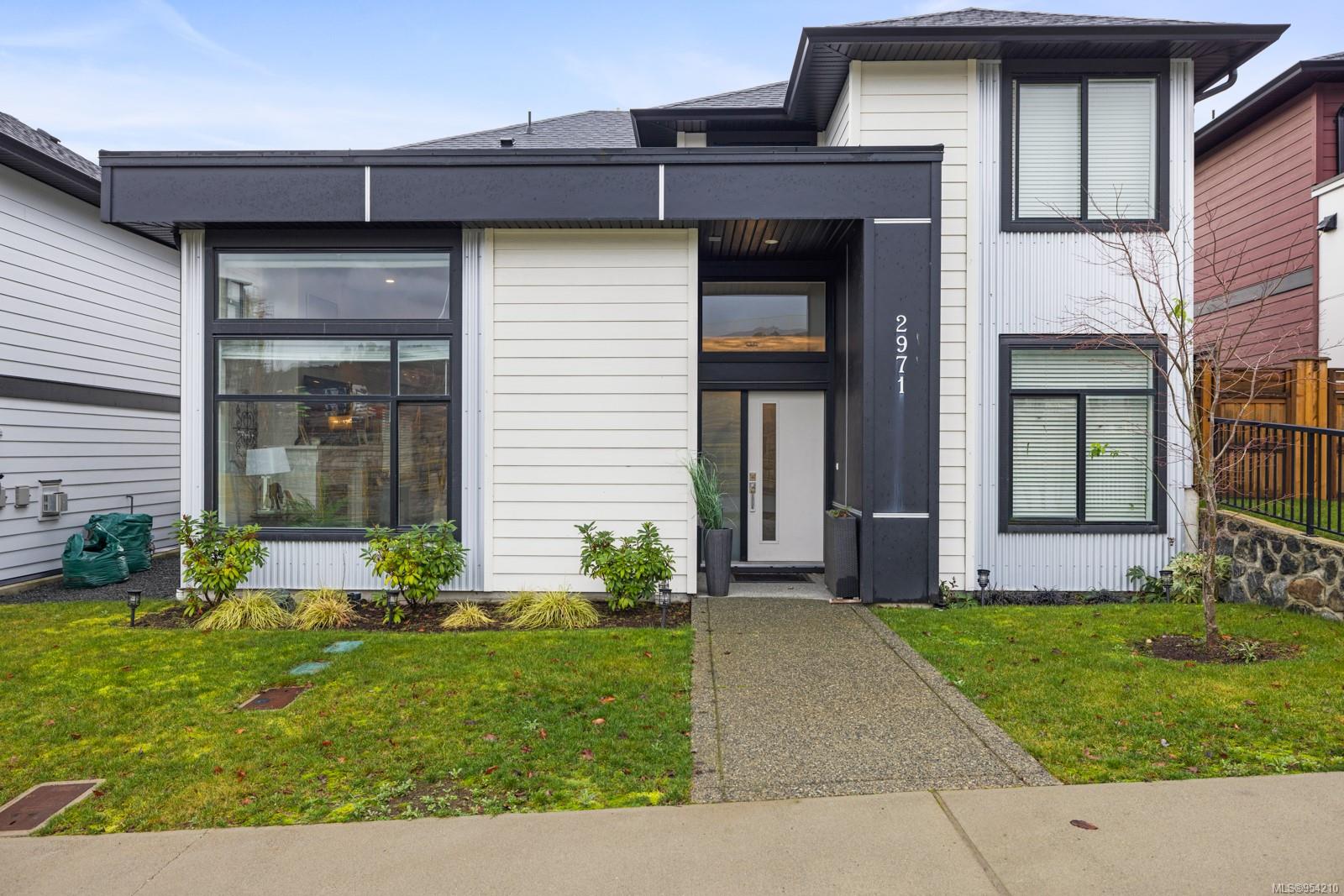 2971 Constellation Ave