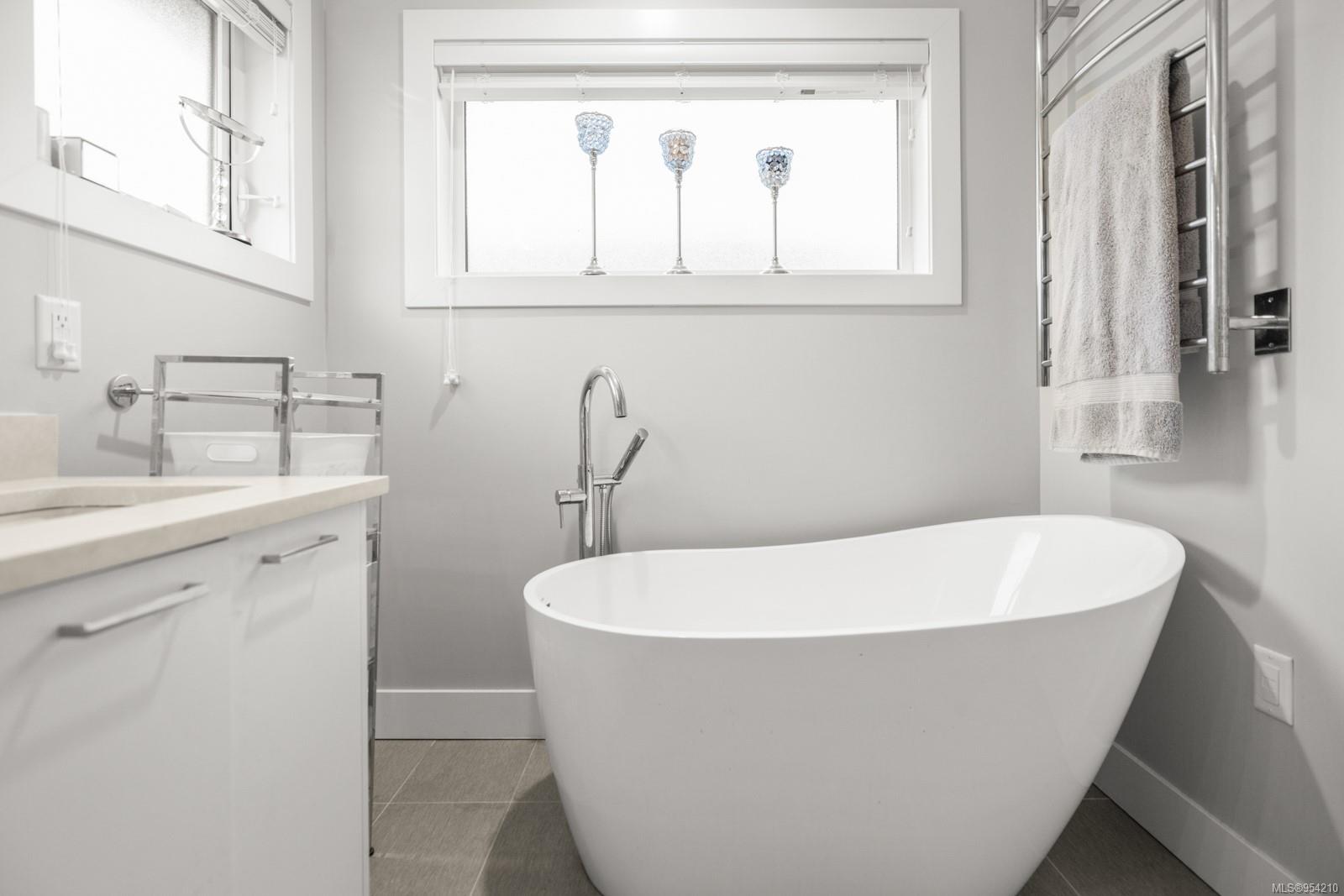 2971 Constellation Ave