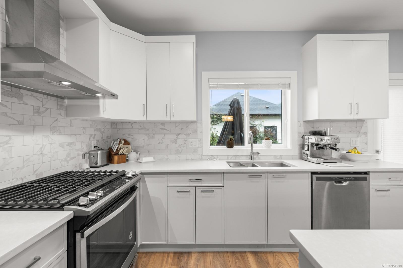 2971 Constellation Ave