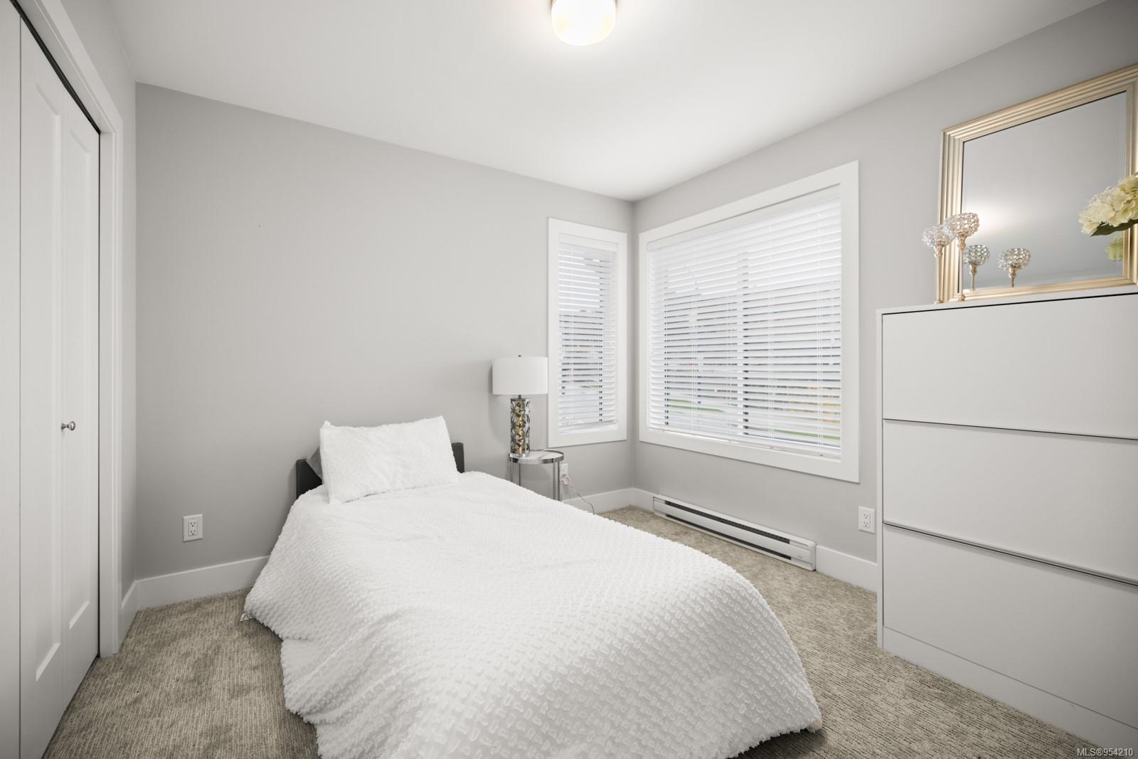 2971 Constellation Ave