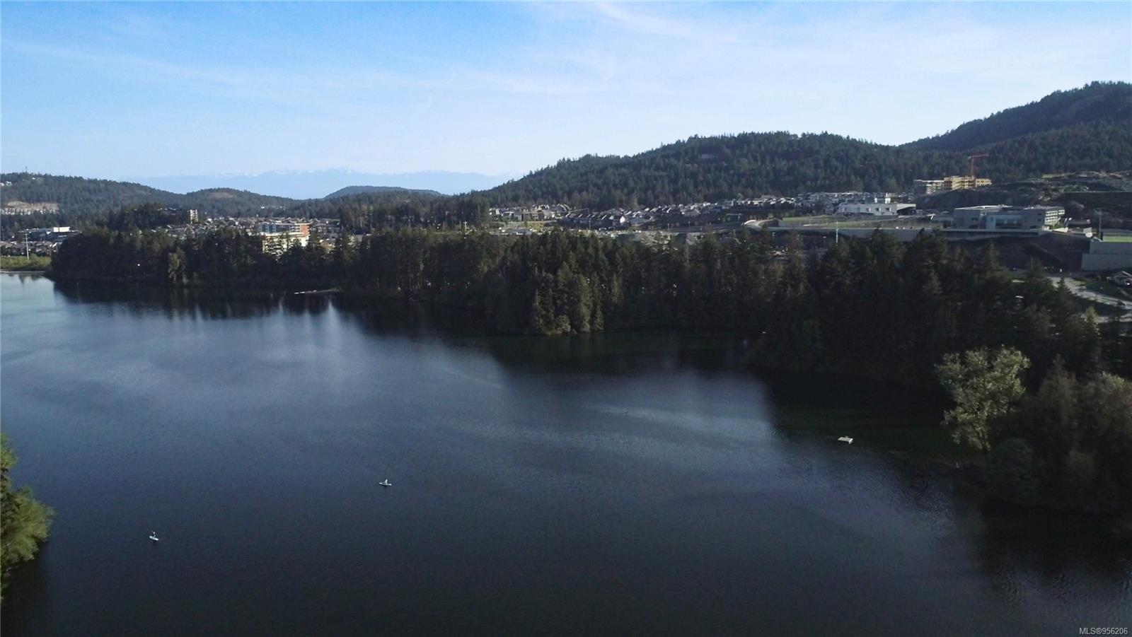 1361 Goldstream Ave # 207