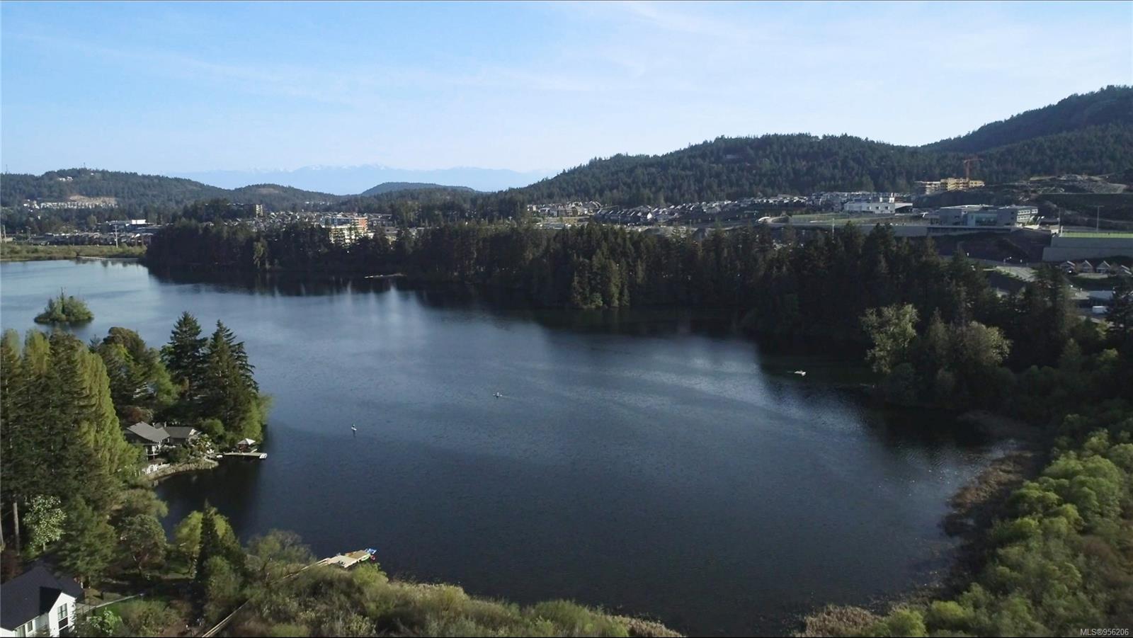 1361 Goldstream Ave # 207