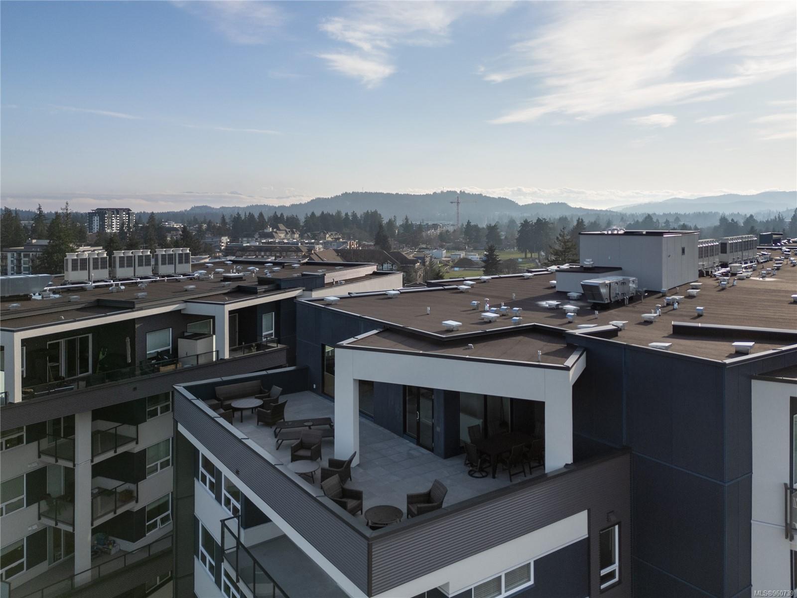 947 Whirlaway Cres # 404