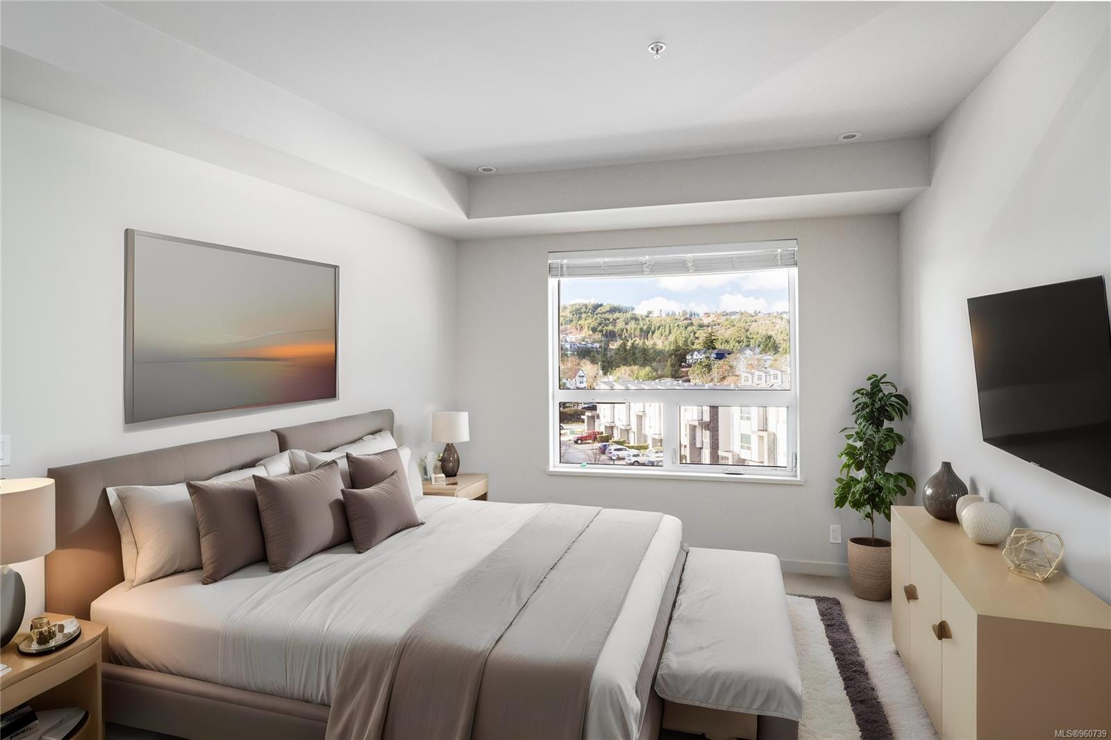 947 Whirlaway Cres # 404