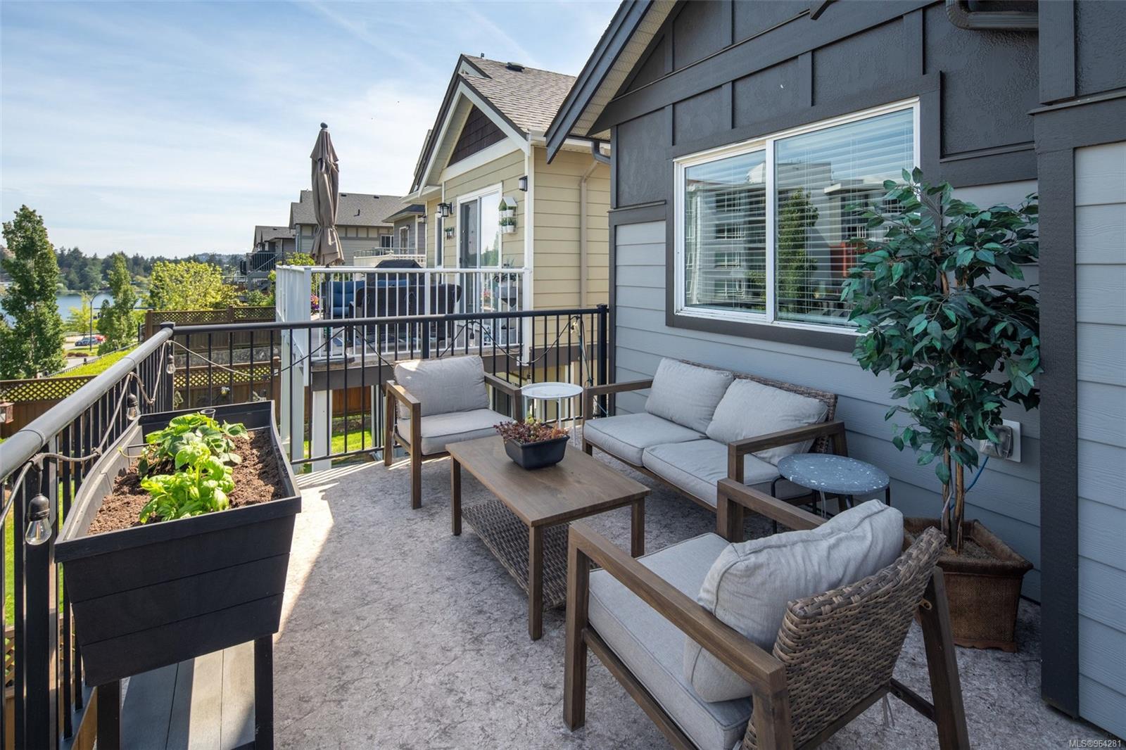 3008 Urban Creek Way