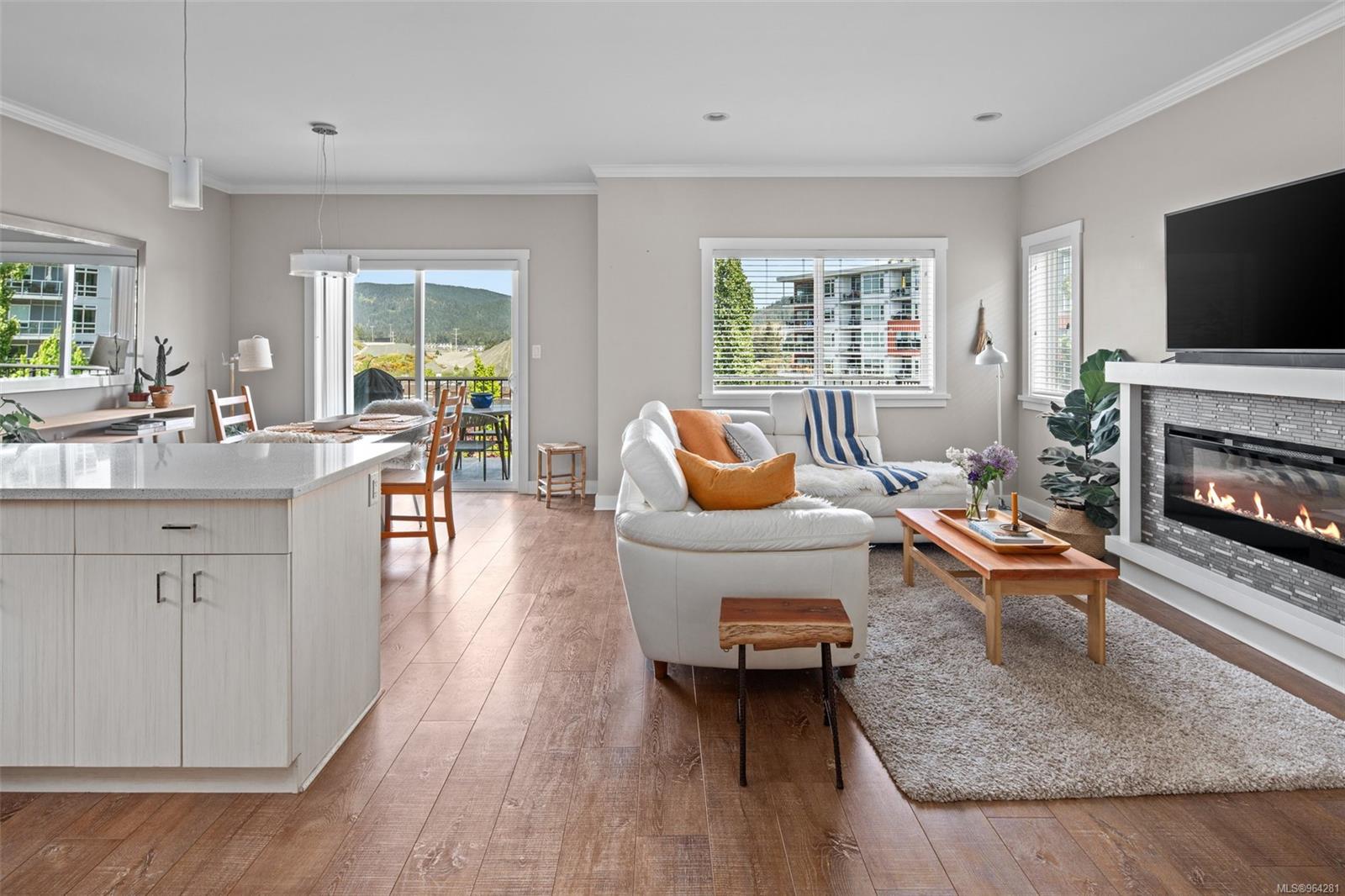 3008 Urban Creek Way