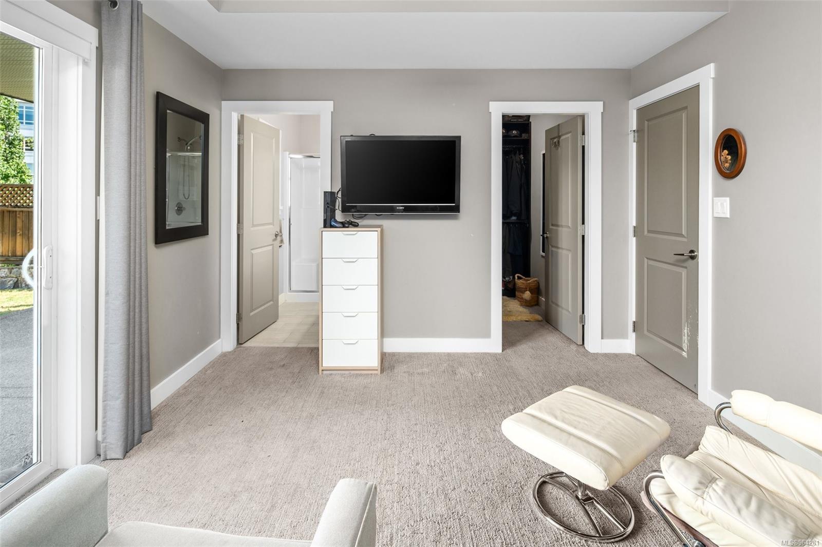 3008 Urban Creek Way