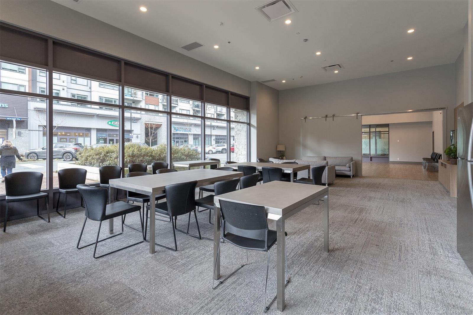 960 Reunion Ave # 409