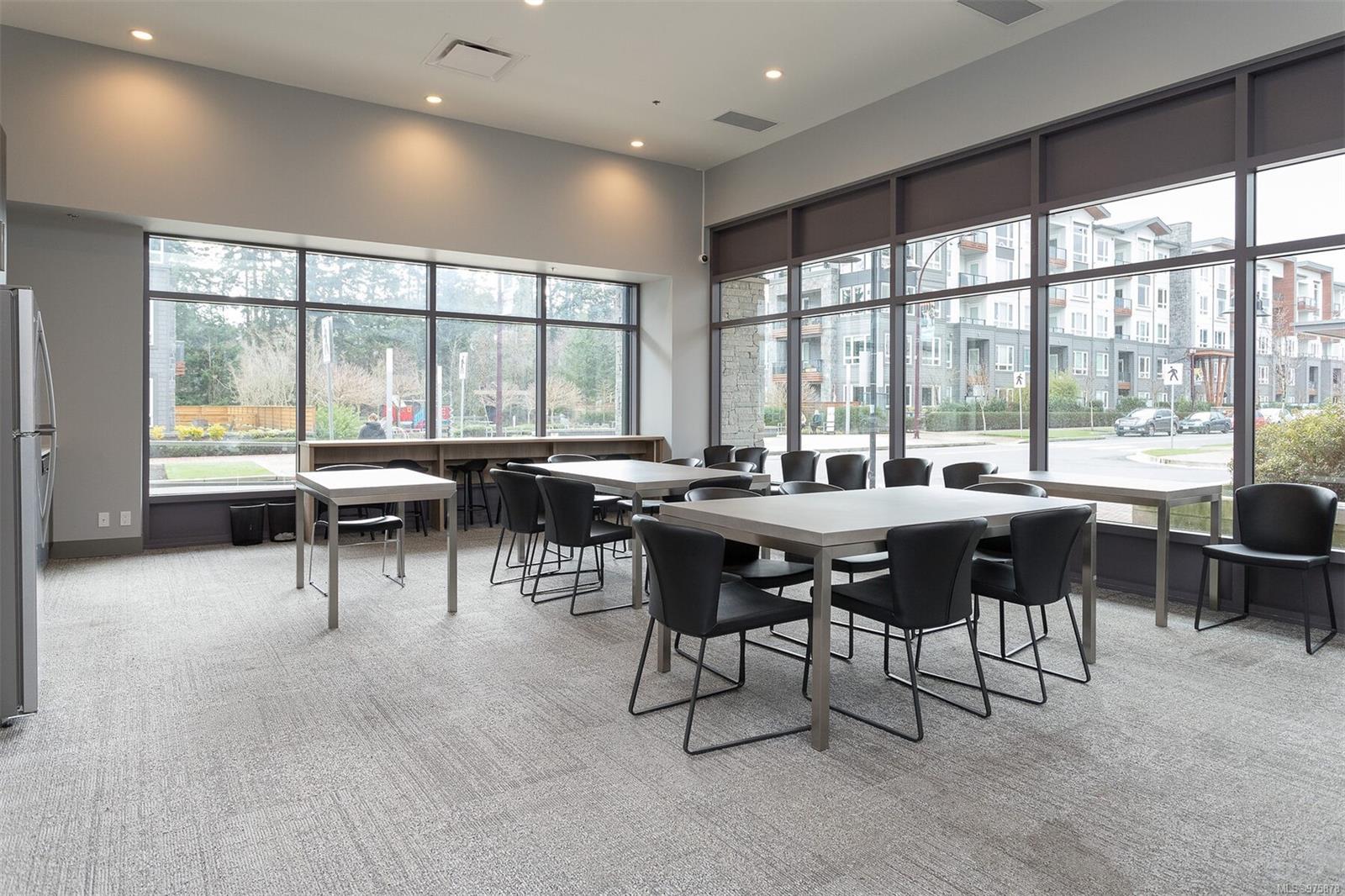 960 Reunion Ave # 409