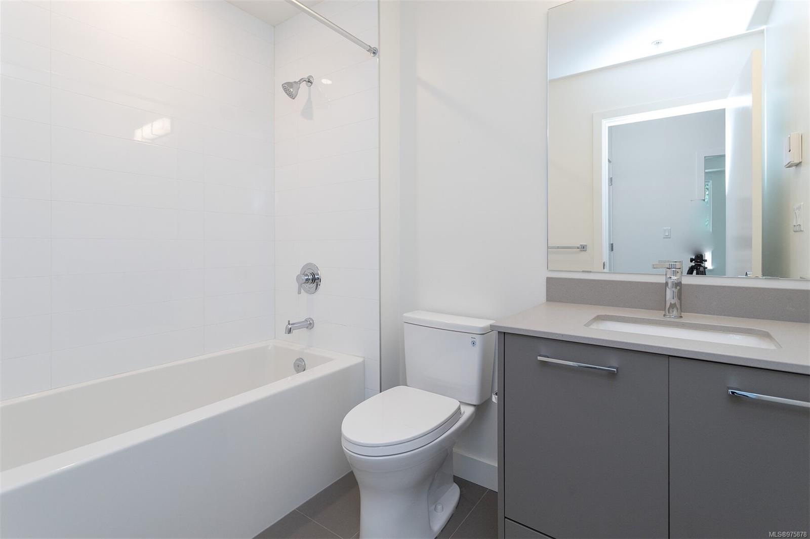 960 Reunion Ave # 409