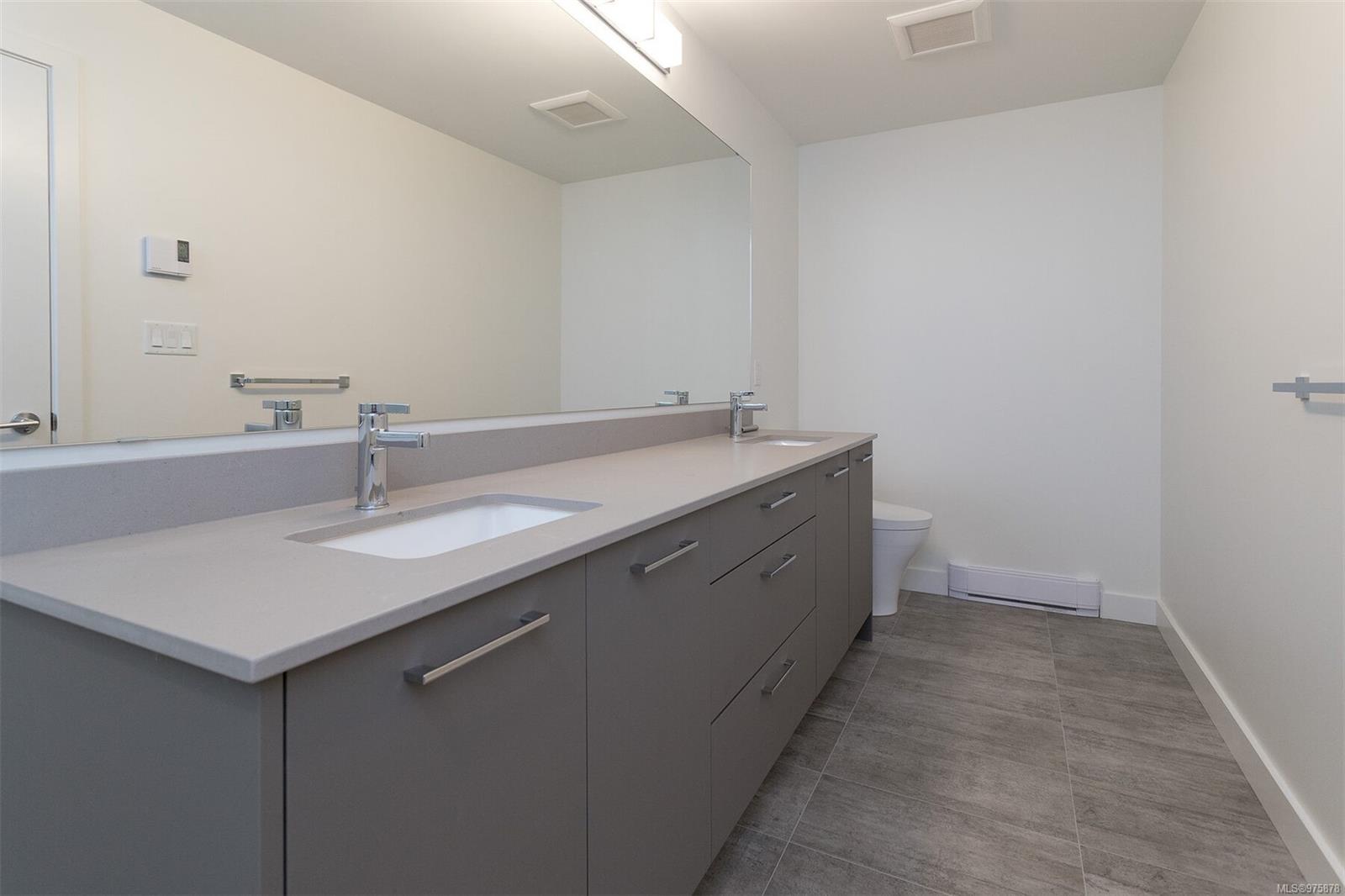 960 Reunion Ave # 409