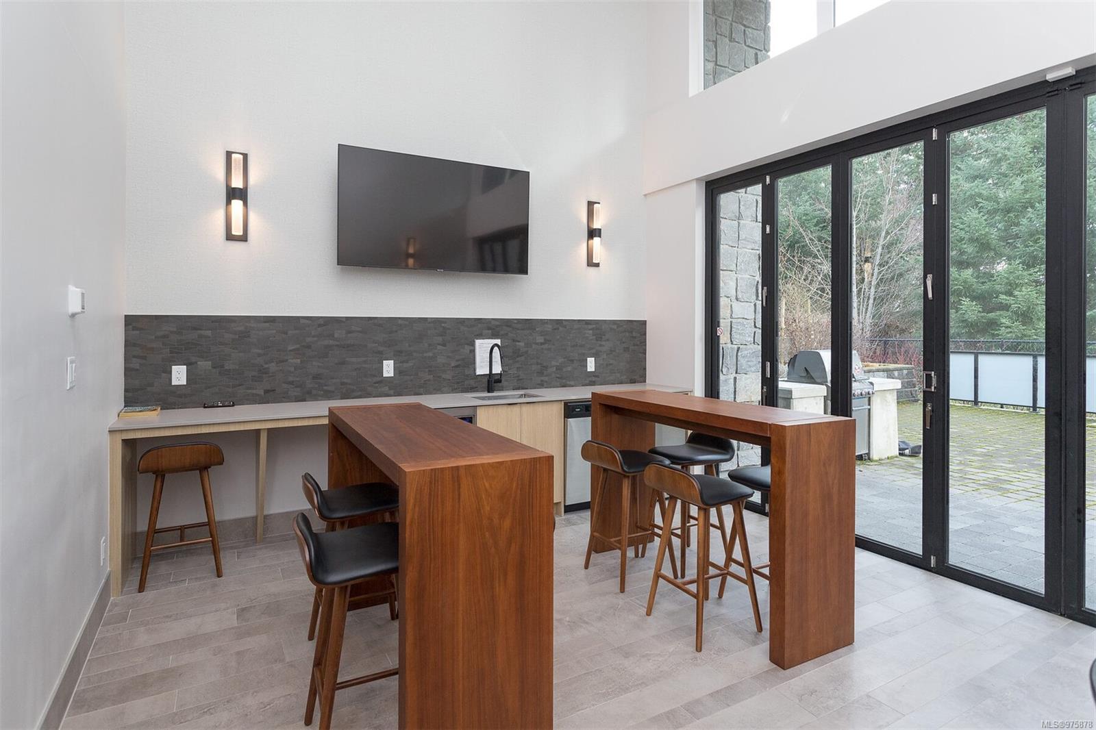 960 Reunion Ave # 409