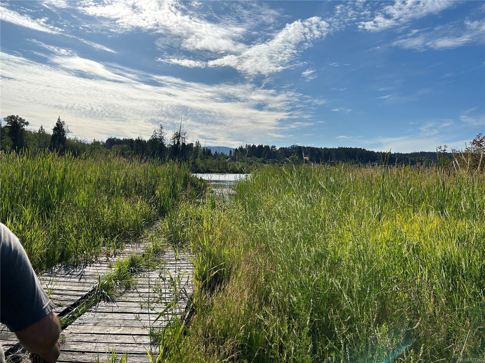 E 60 AC Thompson Ave