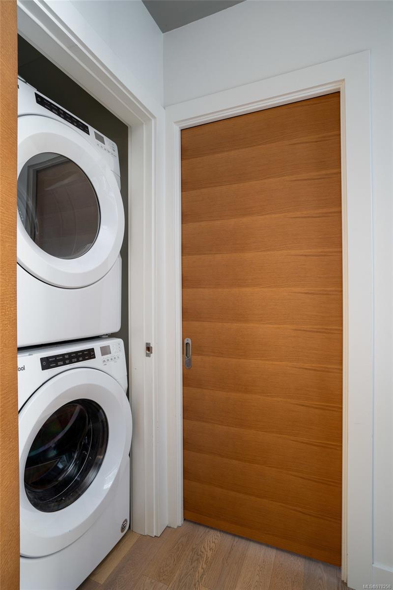 989 Johnson St # 809