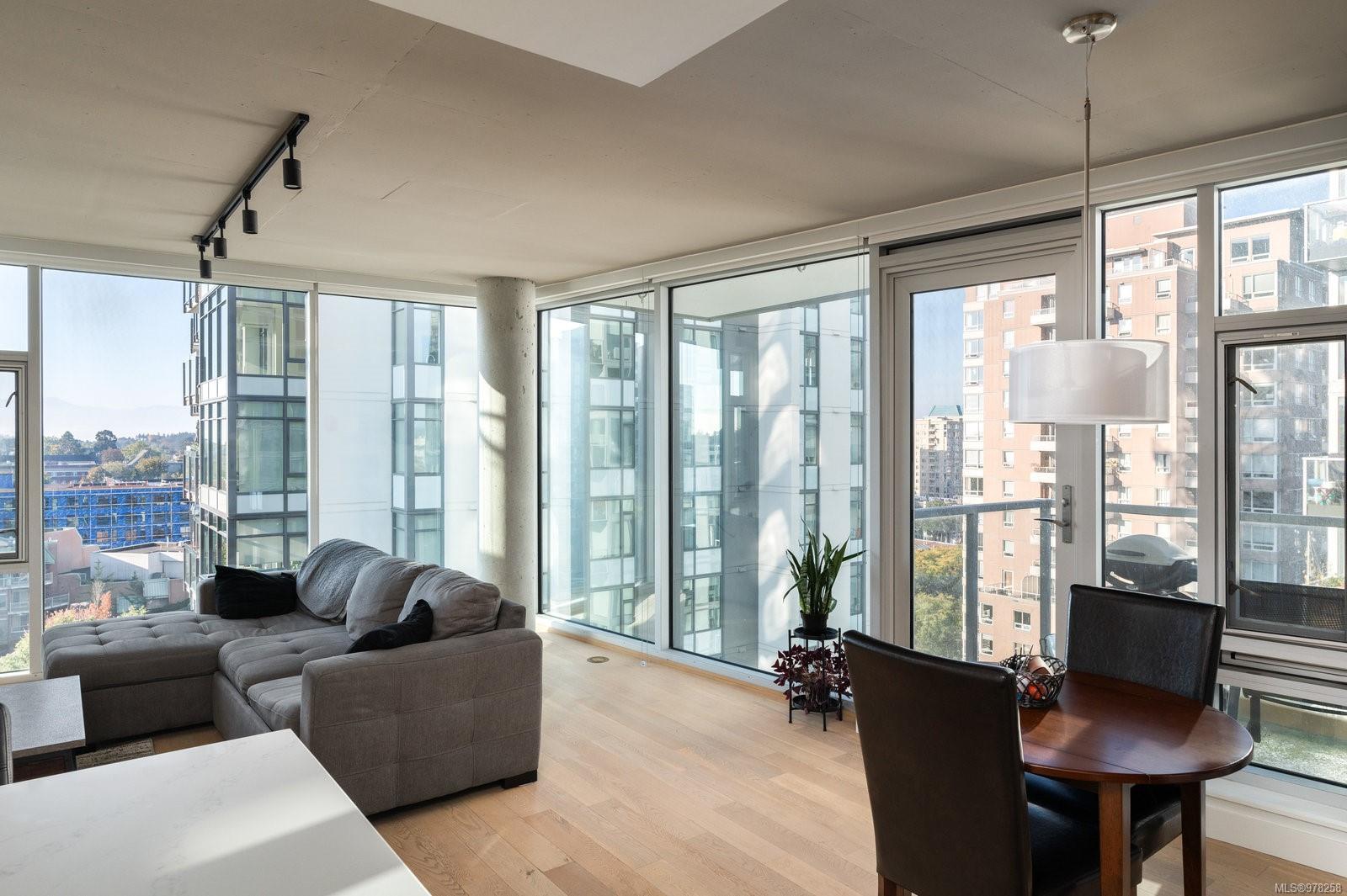 989 Johnson St # 809