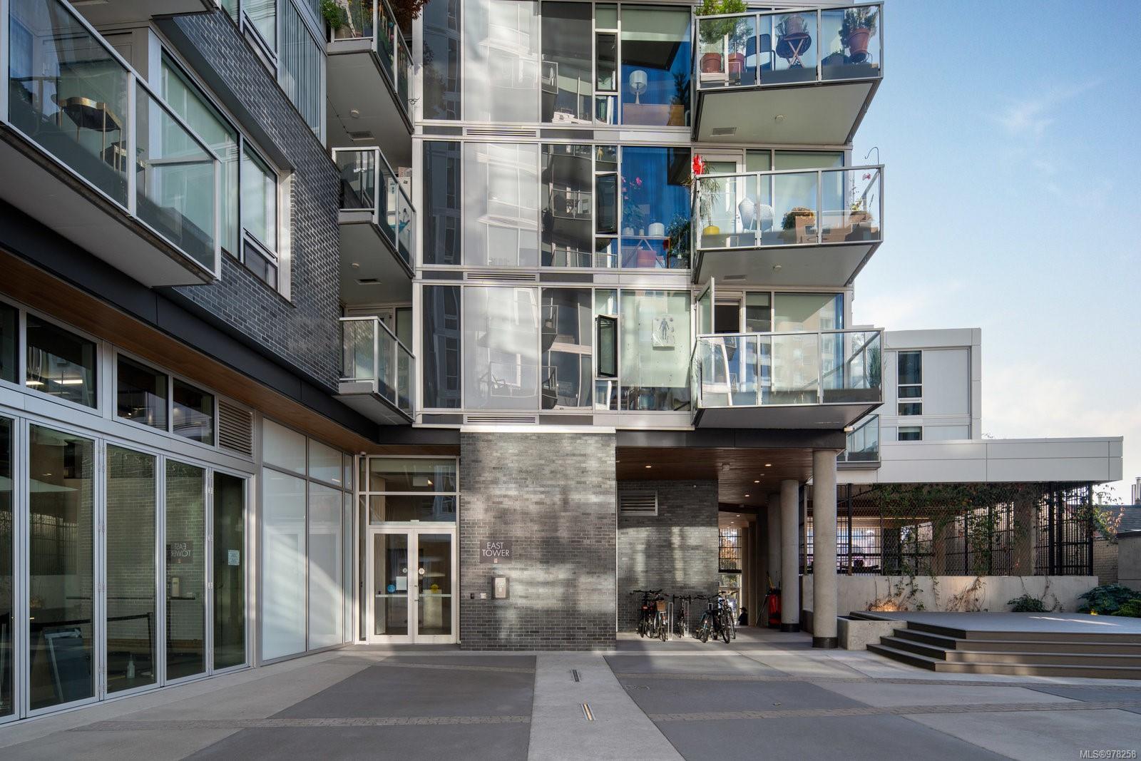 989 Johnson St # 809