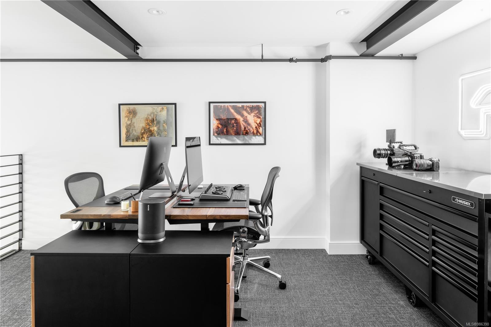 1030 Meares St # 201