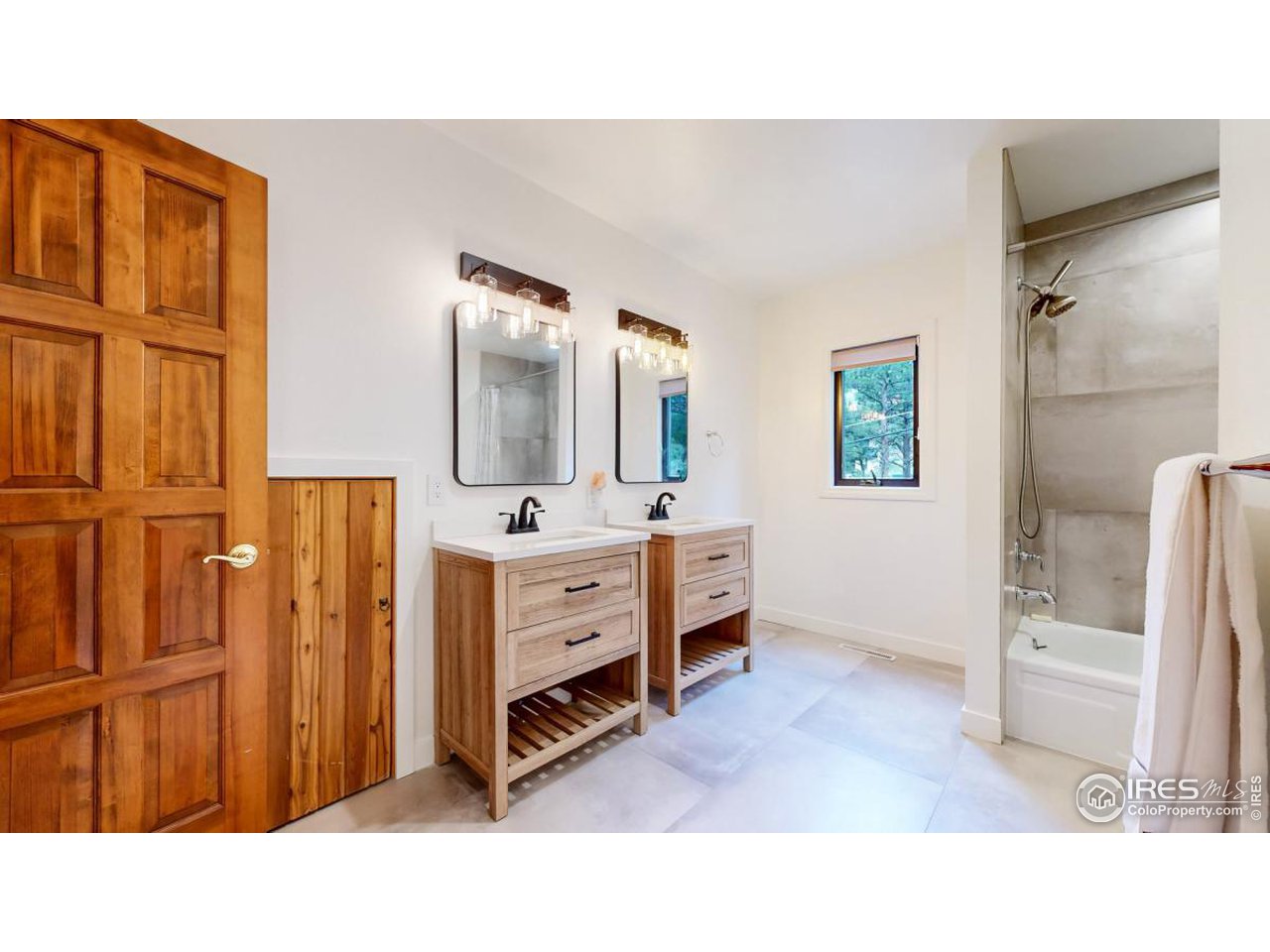 174 N Cedar Brook Rd