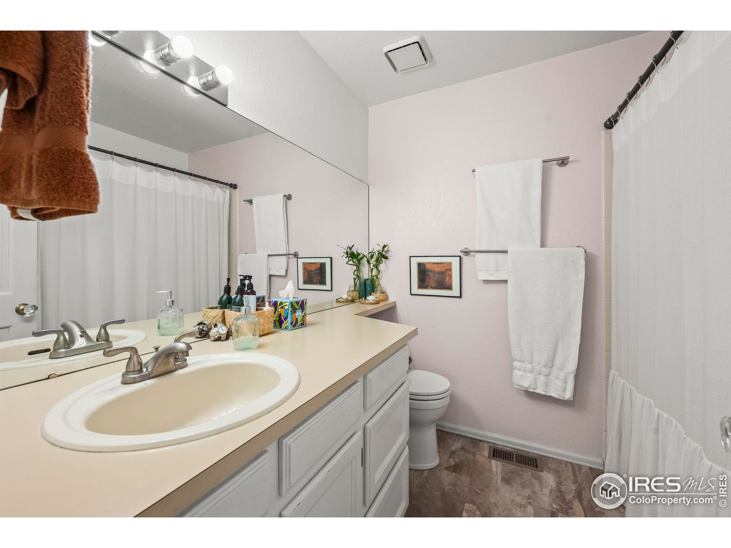 5086 Buckingham Rd A