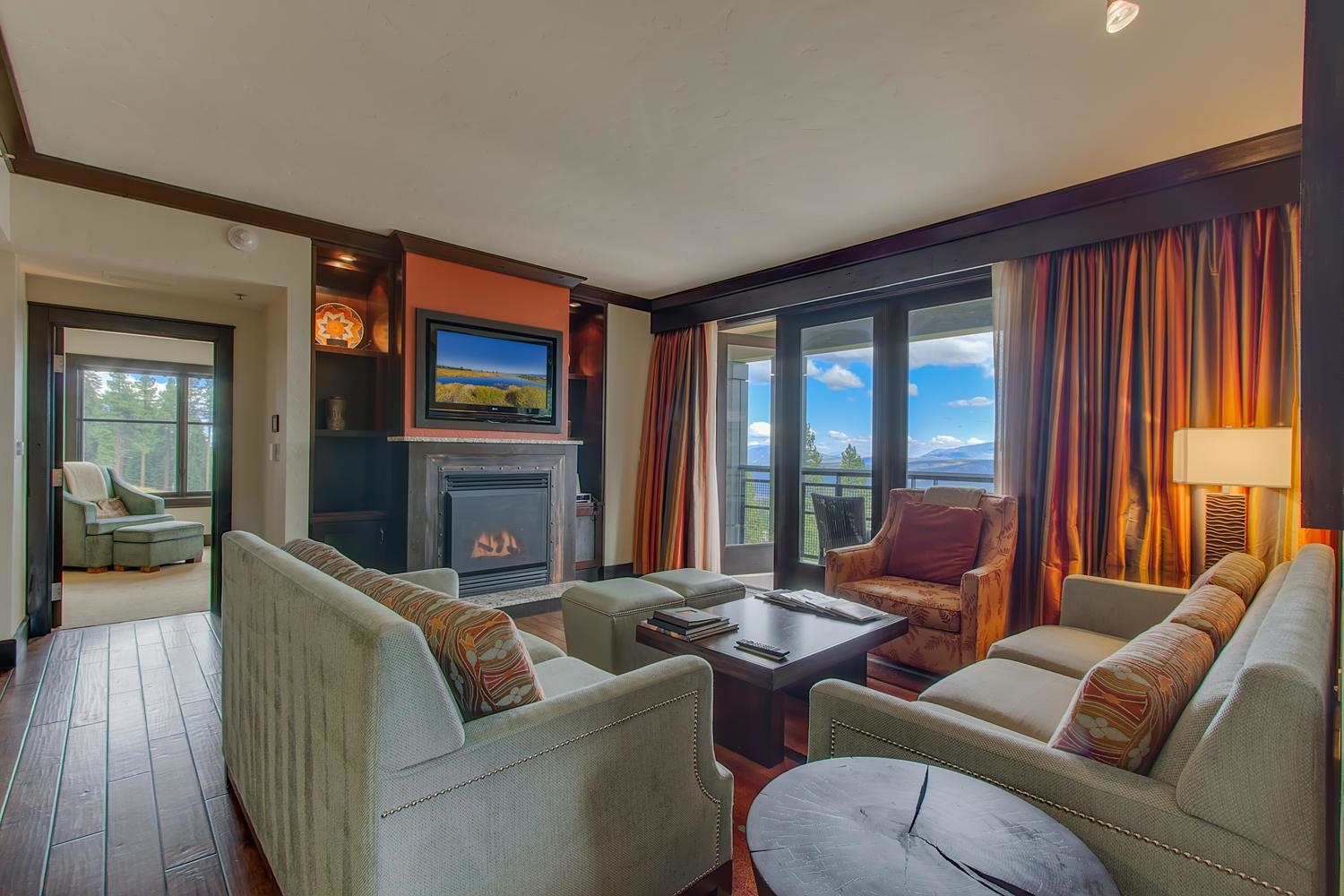 13051 Ritz Carlton Highlands Ct Unit: 4308 Interest 8