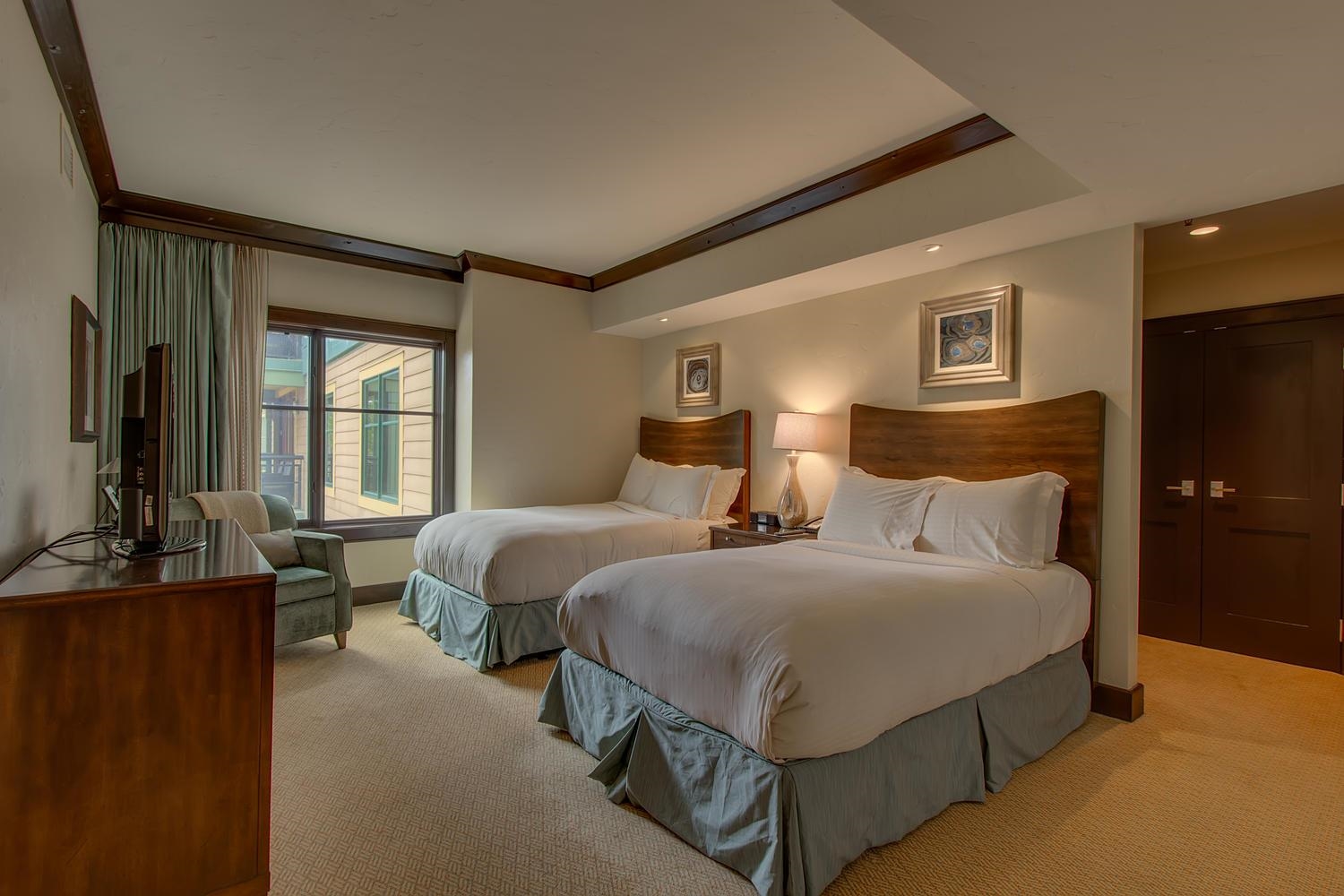 13051 Ritz Carlton Highlands Ct Unit: 4308 Interest 8