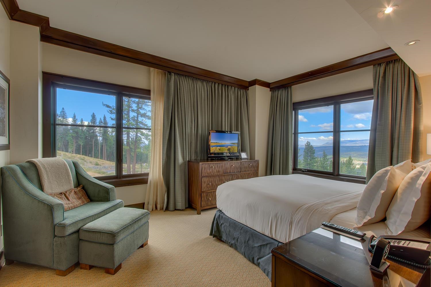 13051 Ritz Carlton Highlands Ct Unit: 4308 Interest 8
