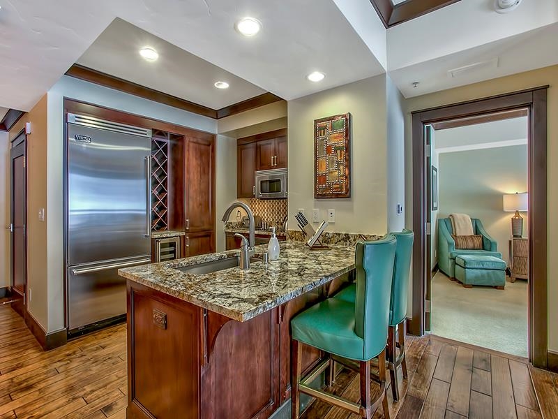 13051 Ritz Carlton Highlands Ct Unit: 4405