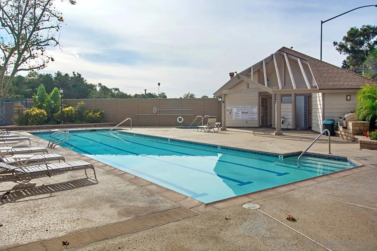 4503 Chateau Dr