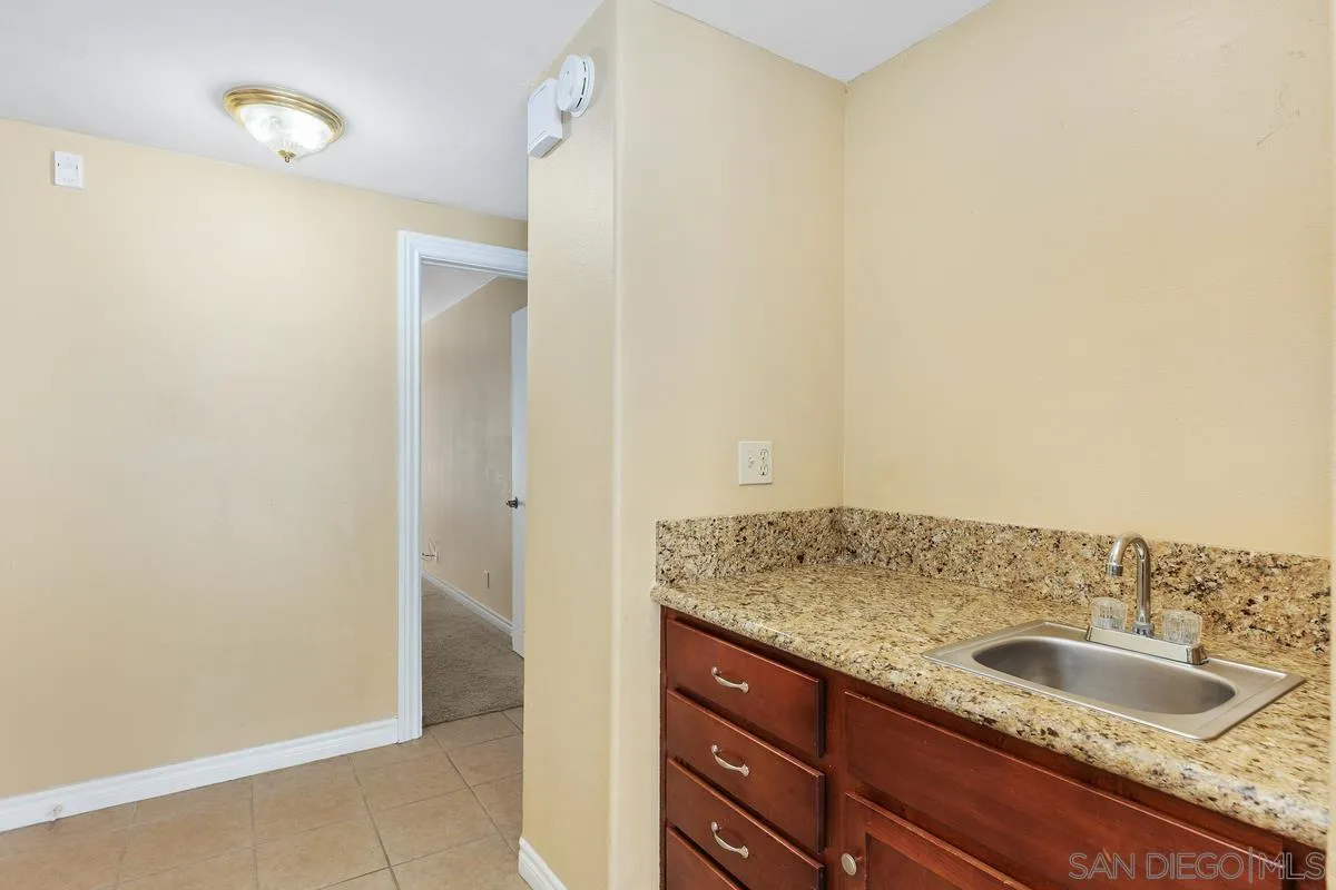 2348 La Costa Ave Unit 212