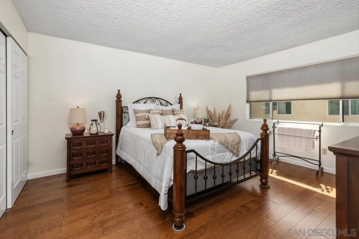 7777 Nightingale Way