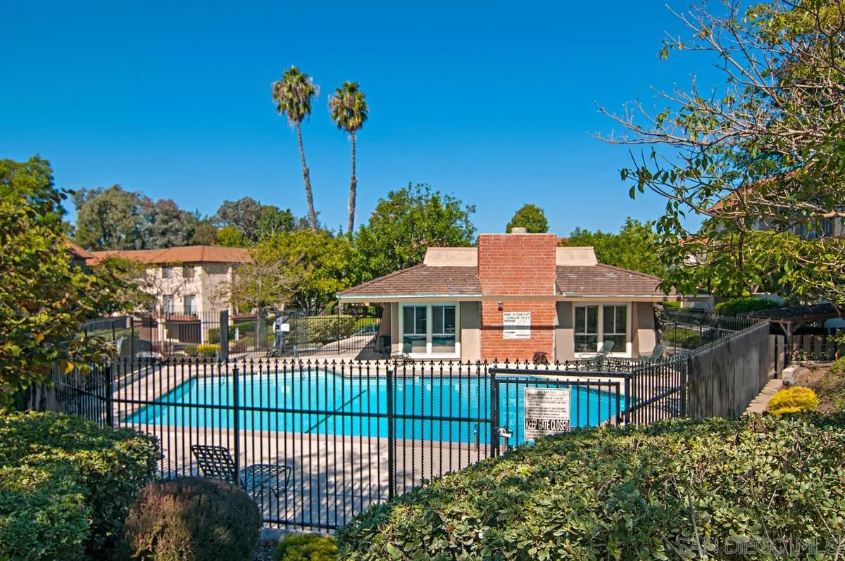 7777 Nightingale Way
