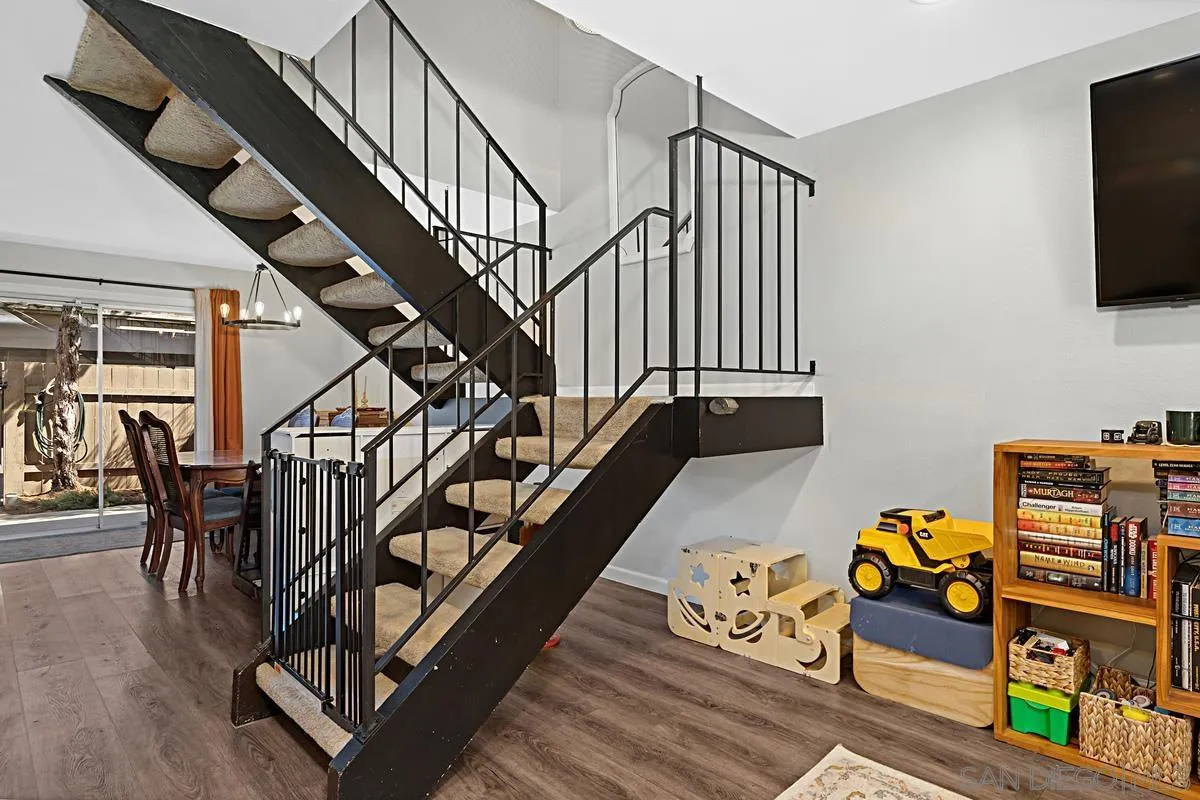 11911 Royal Rd. Unit C