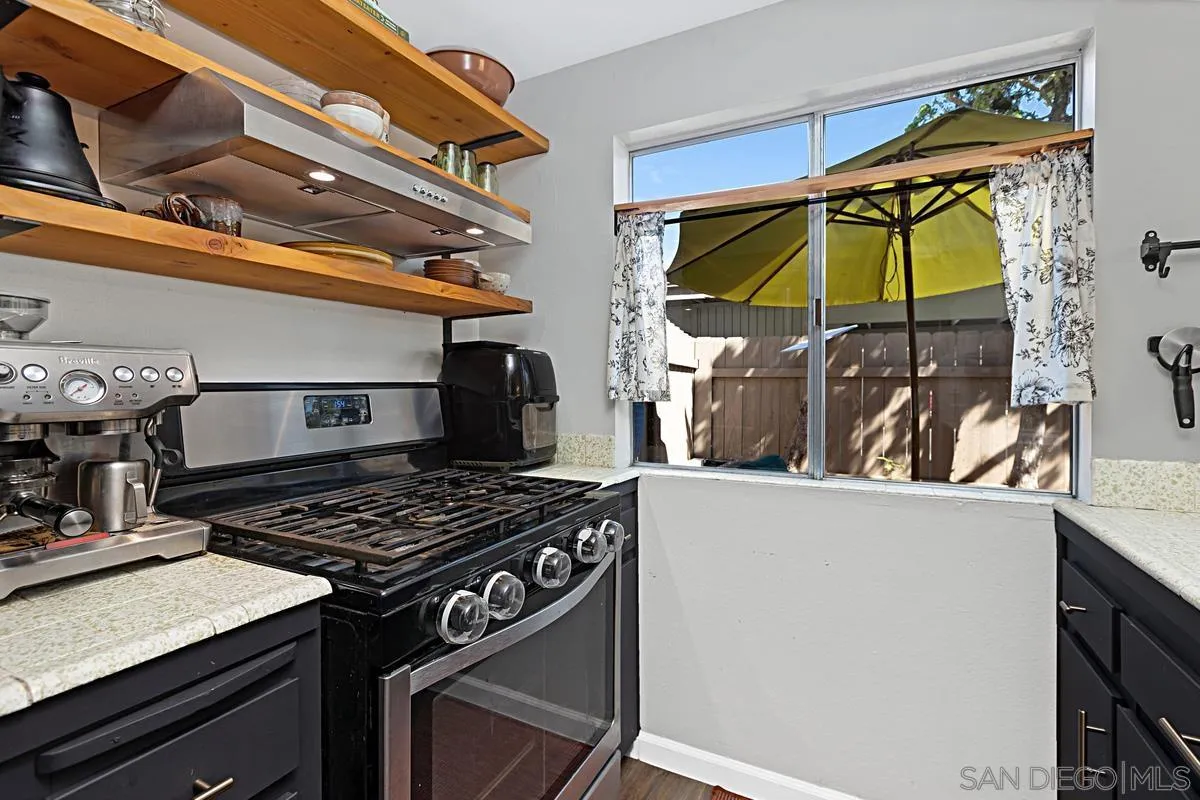 11911 Royal Rd. Unit C