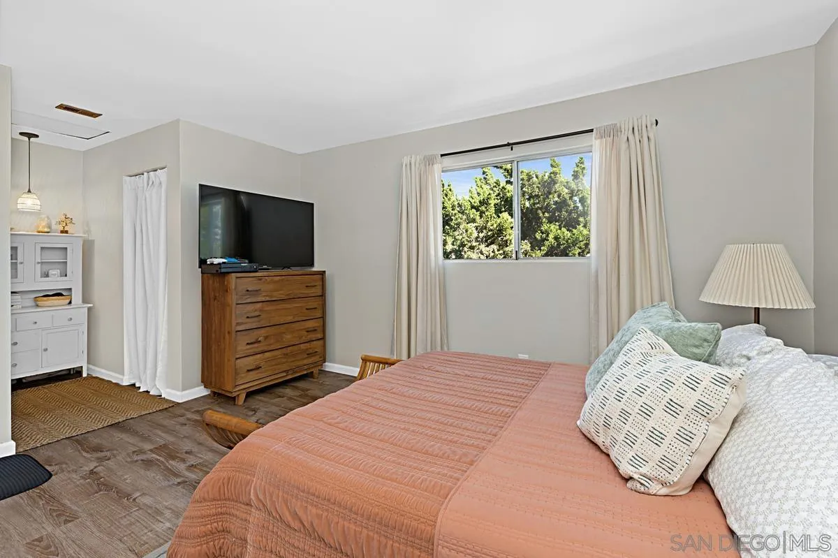 11911 Royal Rd. Unit C
