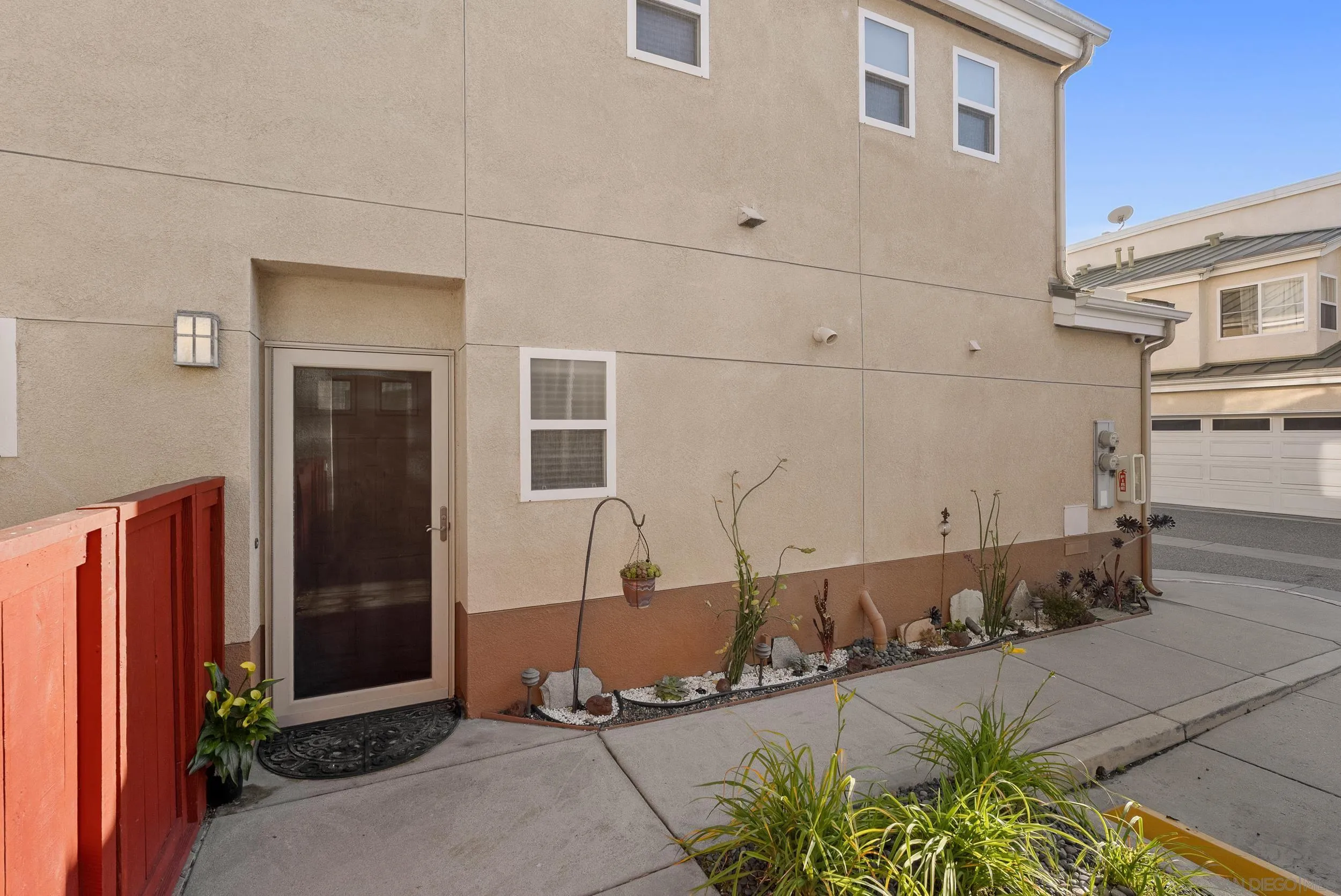555 Eaton St. Unit N
